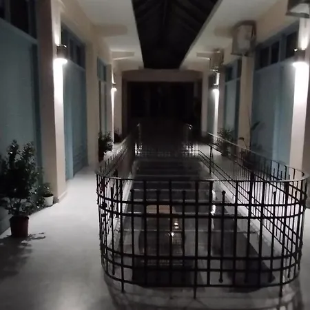 στη στοά βαρβουτσή στούντιο νούμερο 4 Apartman