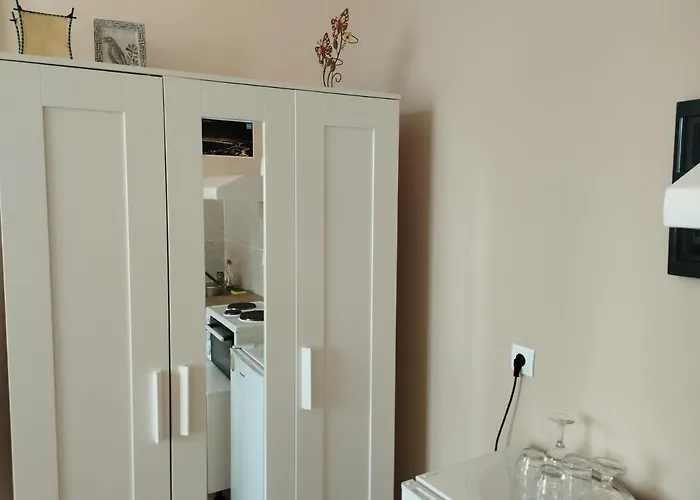 Διαμέρισμα στη στοά βαρβουτσή στούντιο νούμερο 4 Καλαμάτα